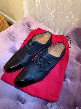 Christian Louboutin Black/Textured Lace-Up Cap-Toe Oxfords